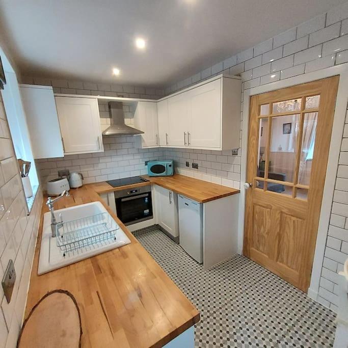 Lovely 1 Bed House In Largs, North Ayrshire Extérieur photo